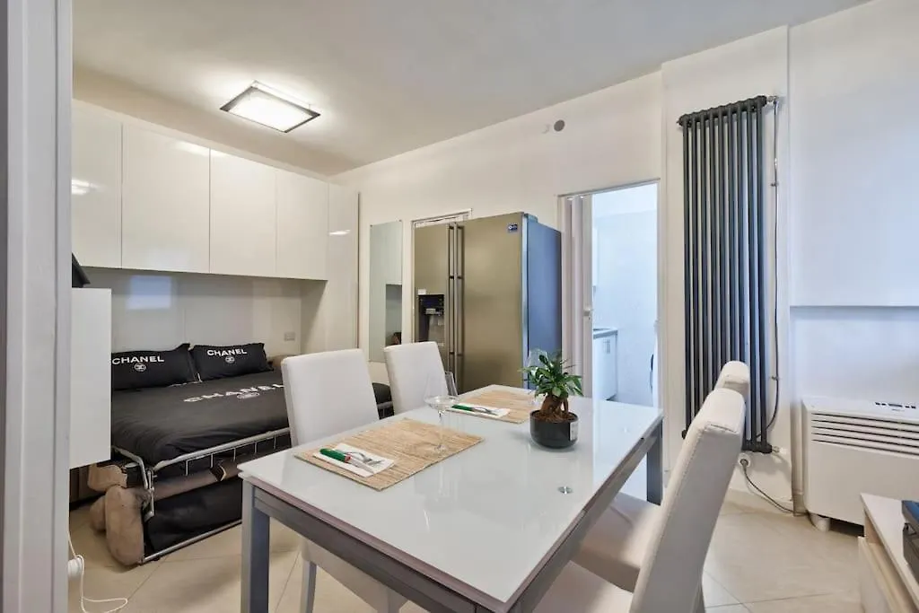 Lägenhet Mini Suite Fronte Mare Piazza Mazzini Lido di Jesolo Italien