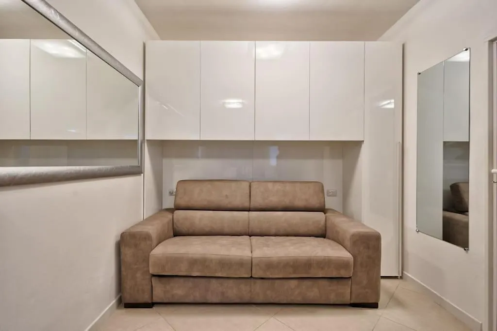 Mini Suite Fronte Mare Piazza Mazzini Lido di Jesolo 0*,  Italien