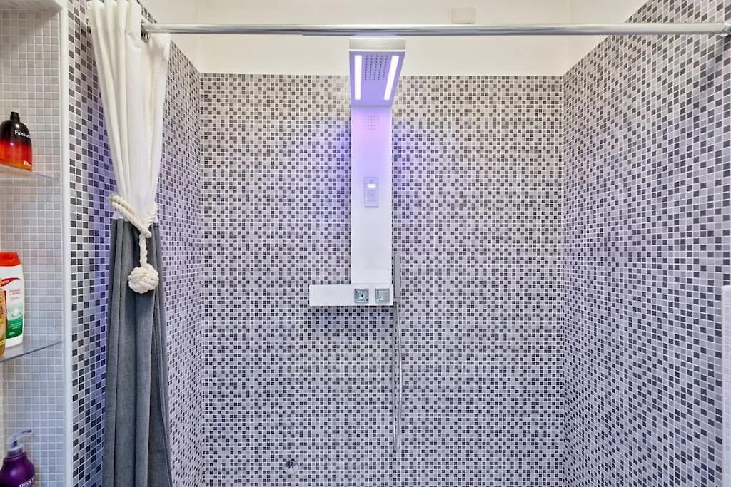 Mini Suite Fronte Mare Piazza Mazzini Lido di Jesolo Italien