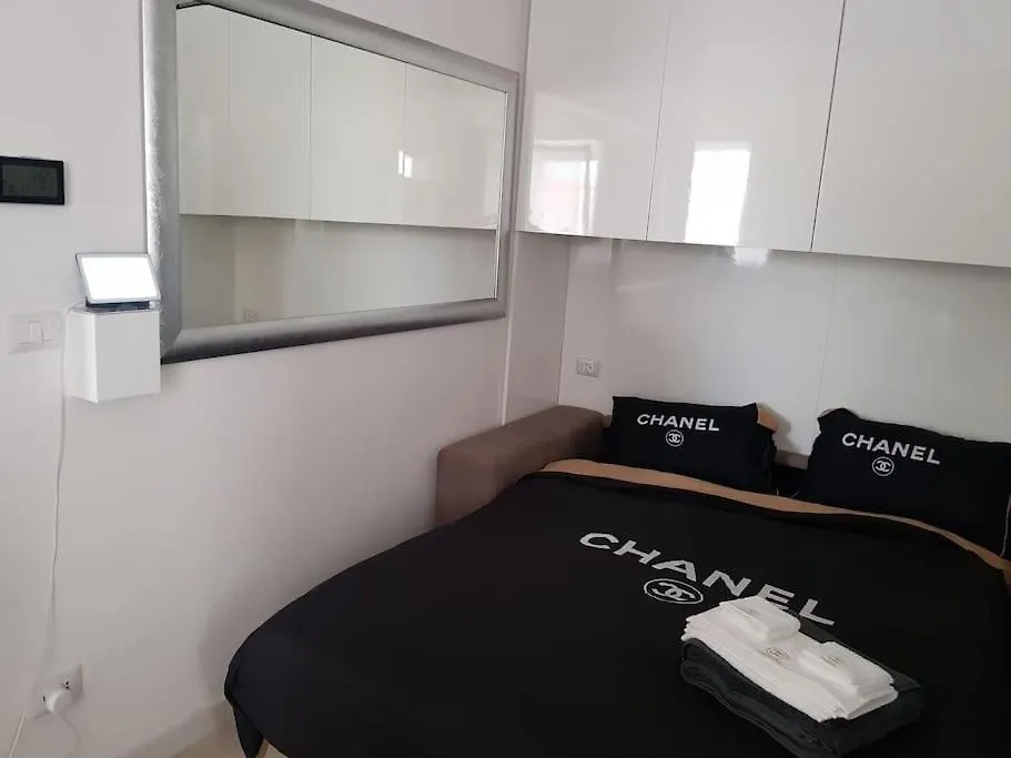 Mini Suite Fronte Mare Piazza Mazzini Lido di Jesolo Itália